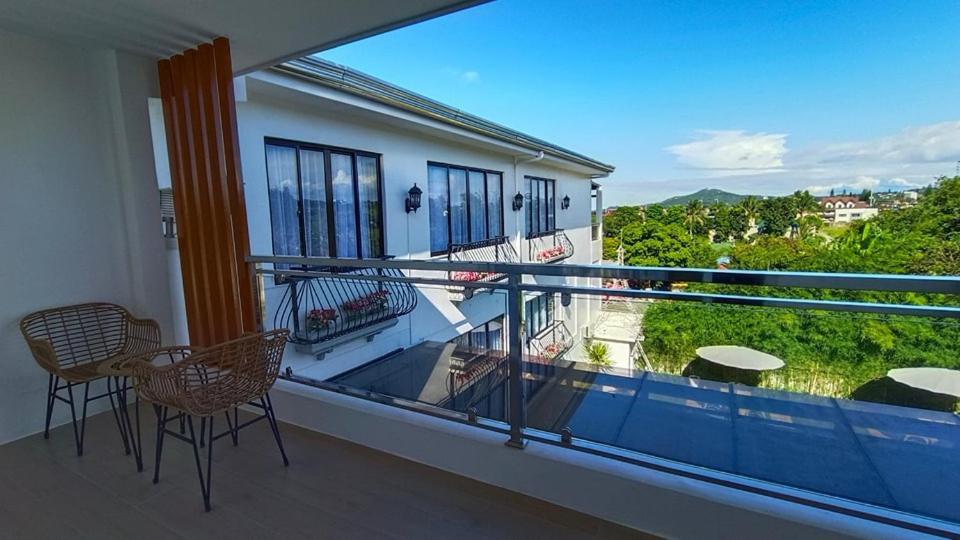Casa La Silvinas Hotel & Event Resort Tagaytay City Extérieur photo