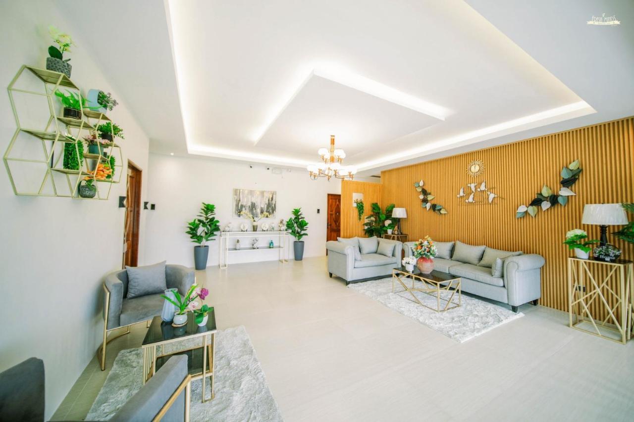 Casa La Silvinas Hotel & Event Resort Tagaytay City Extérieur photo