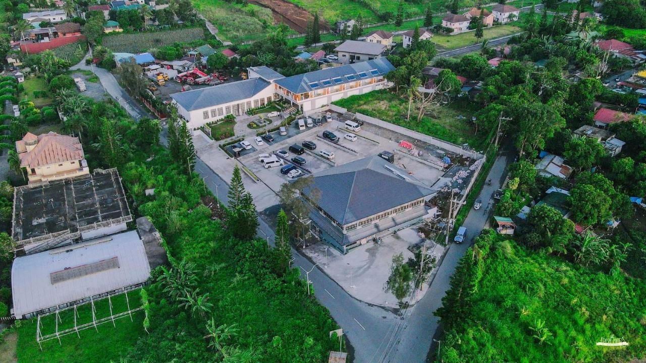 Casa La Silvinas Hotel & Event Resort Tagaytay City Extérieur photo