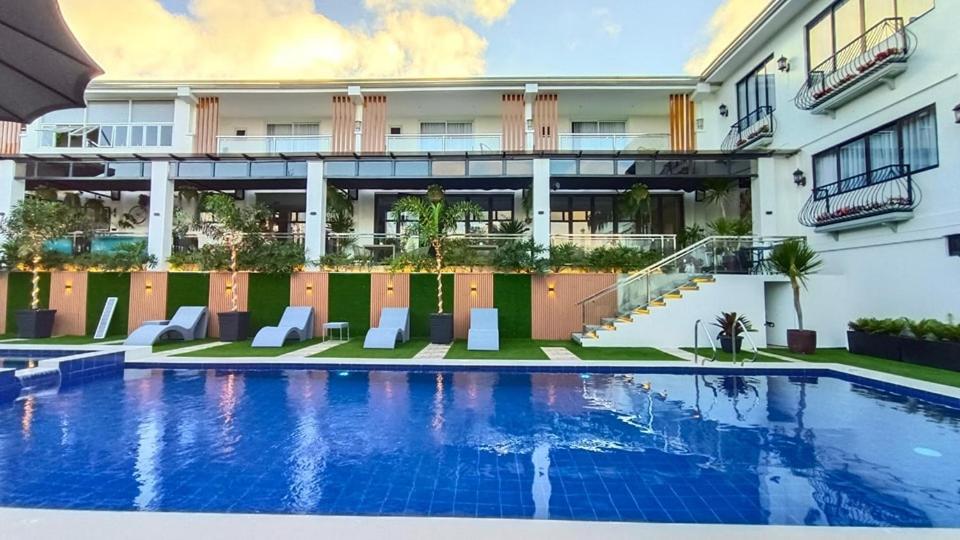 Casa La Silvinas Hotel & Event Resort Tagaytay City Extérieur photo